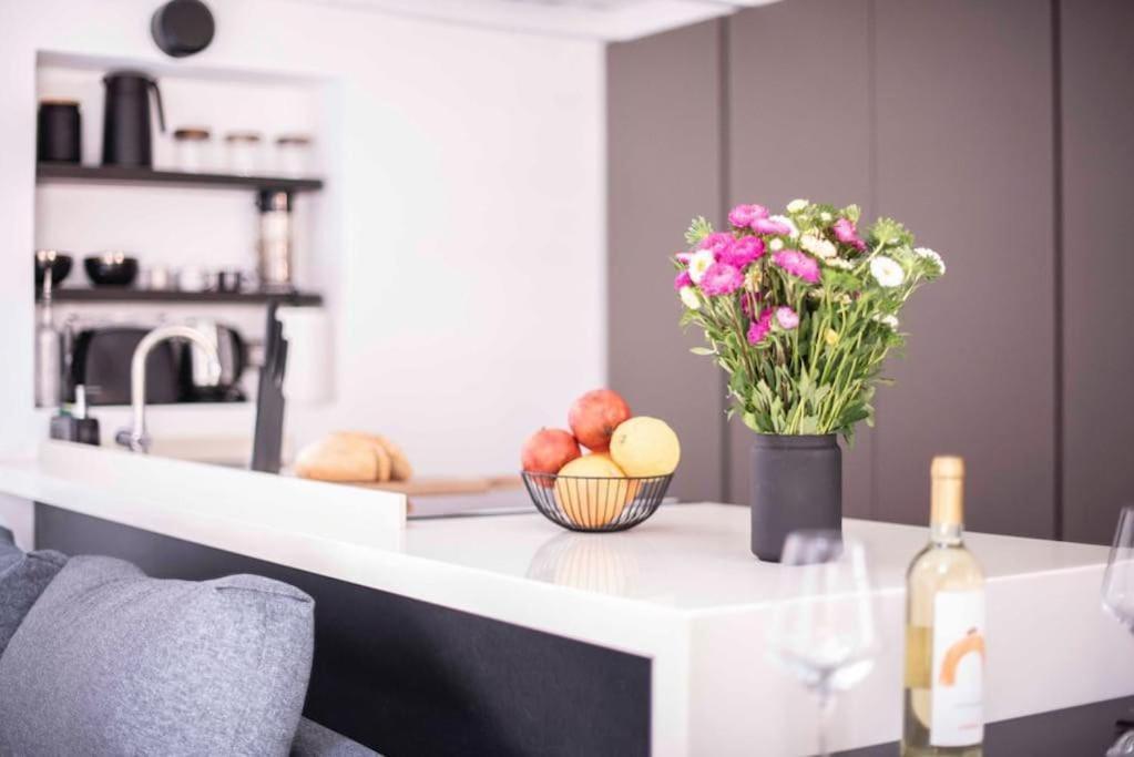 Mad Hatter Apartment Rome